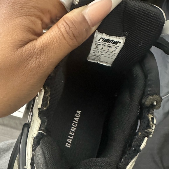 Balenciaga Runner - Picture 8 of 12